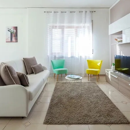 Semesterbostad Aranci 99 House