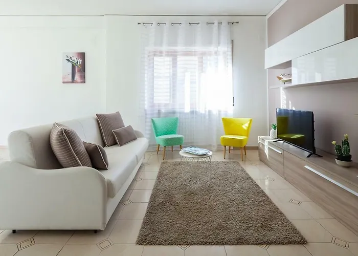 Semesterbostad Aranci 99 House